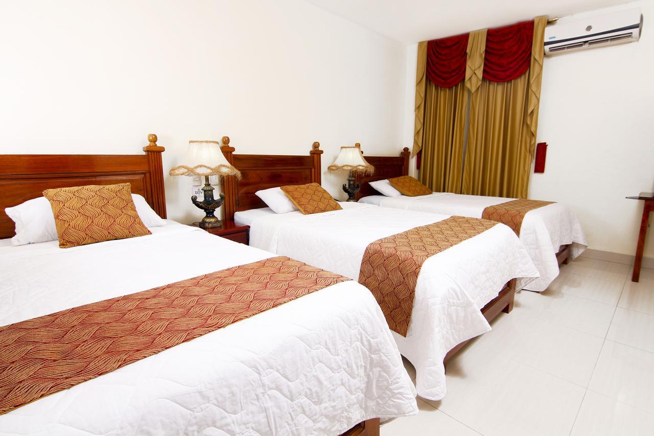 Hotel Flor De Liz Гуаякіль Екстер'єр фото